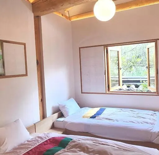 Iriru Luxury Hanok - Eunpyung Hanok Village Сasa de vacaciones Seúl
