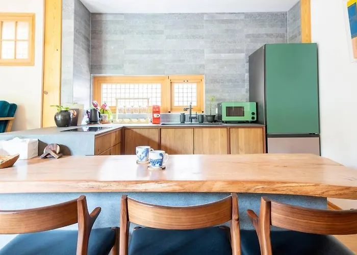 Iriru Luxury Hanok - Eunpyung Hanok Village Сasa de vacaciones Seúl